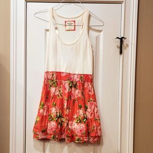Abercrombie NWOT Romper Sz Lg in Coral Floral